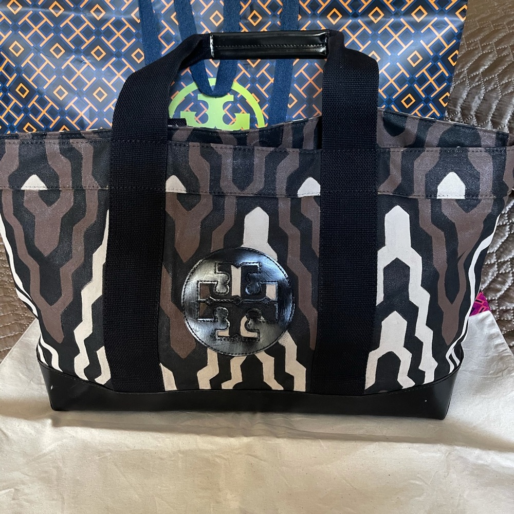 Tory Burch tote